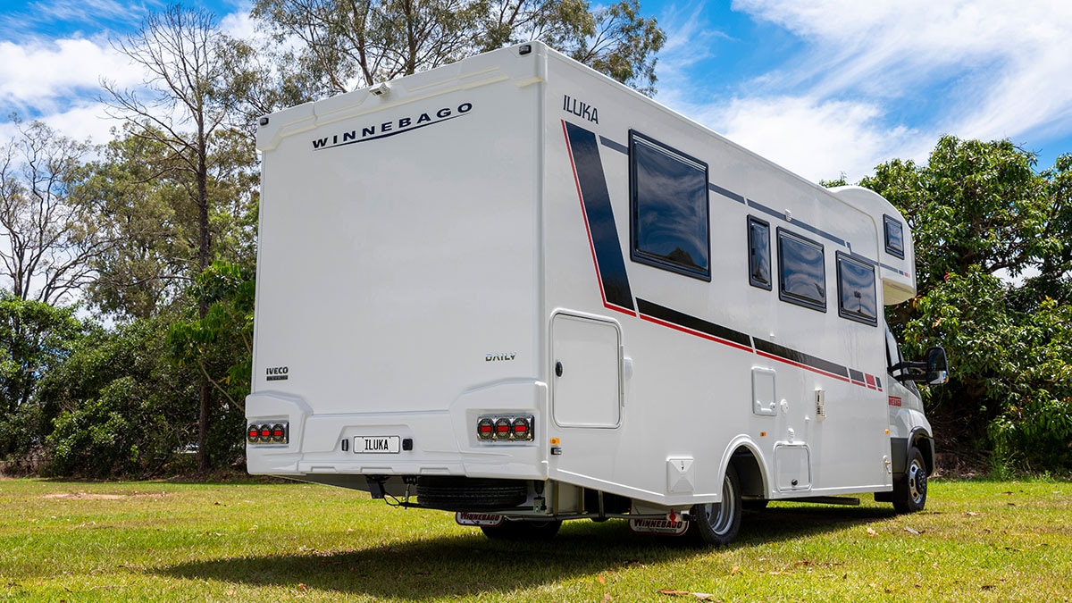 Winnebago Iluka photo 6 of 12