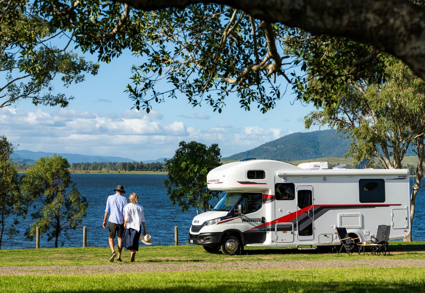 Winnebago Odyssey 40I photo 2 of 12